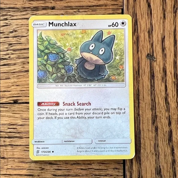 Munchlax Trading Pokemon Card 173/236 - Picture 1 of 2